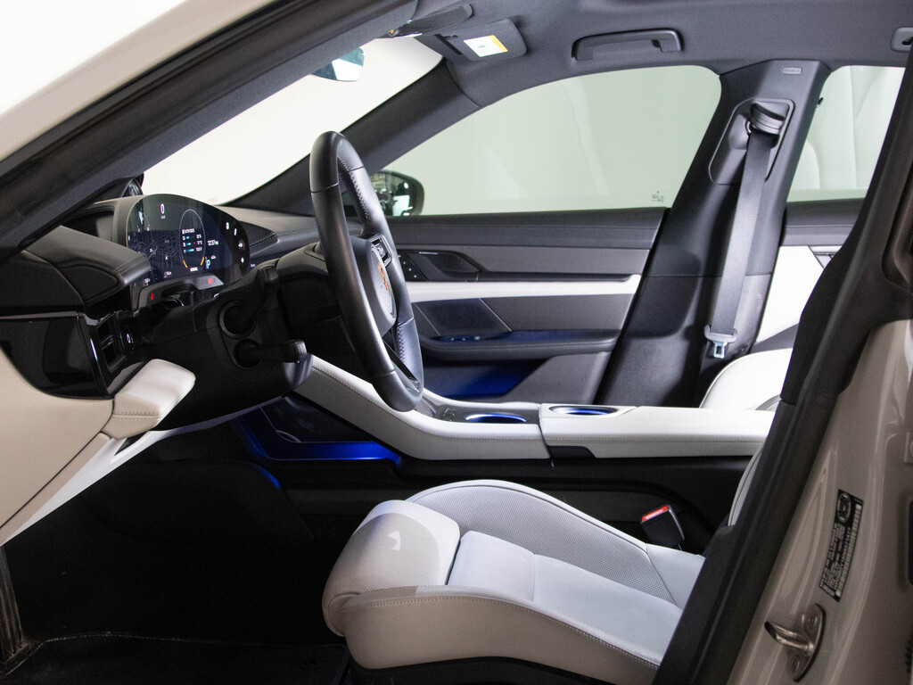 2022 Porsche Taycan Cross Turismo 4S, 多伦多, 全款车