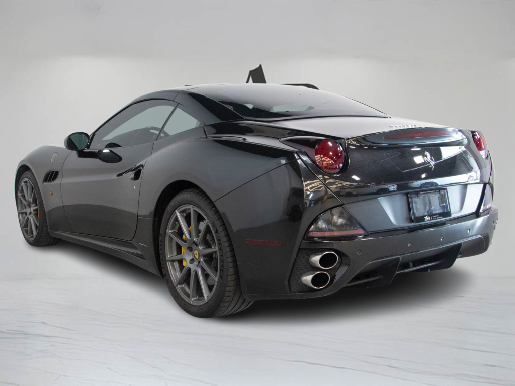 2014 Ferrari California COVERTIBLE   PININFARINA   HARD TOP   REAR CAM, Toronto, Cash