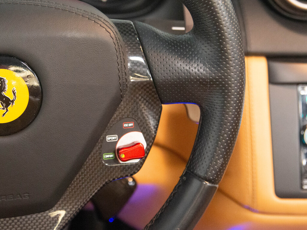 2014 Ferrari California COVERTIBLE   PININFARINA   HARD TOP   REAR CAM, Toronto, Cash