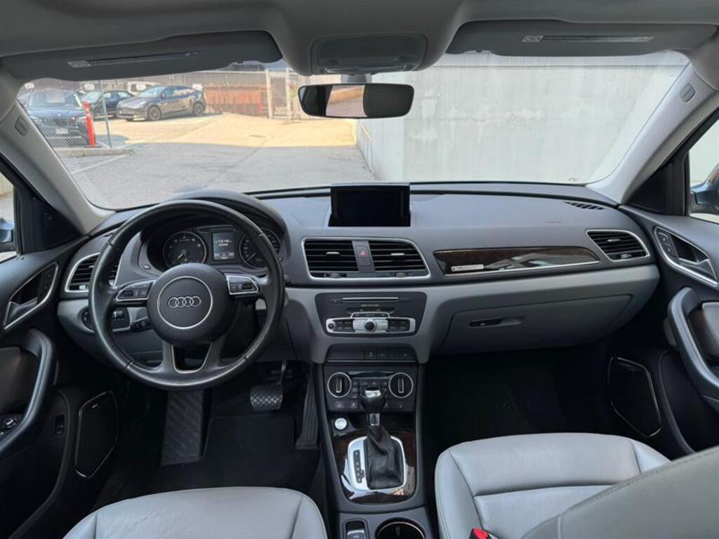 2016 Audi Q3 2.0T Technik, Vancouver, Cash