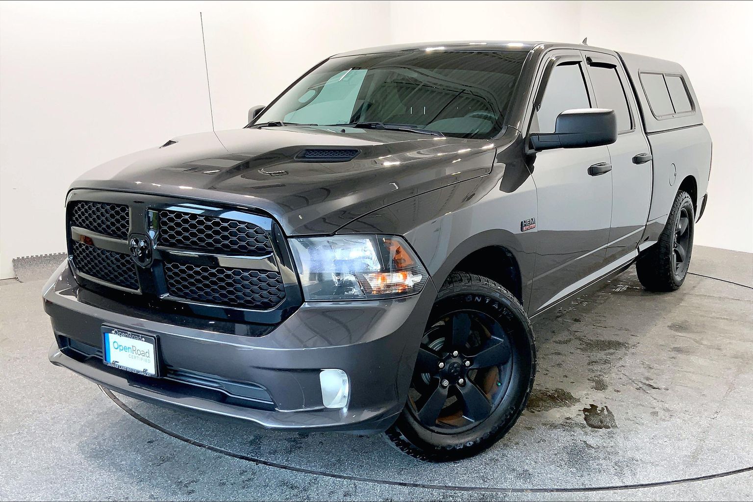 2019 Ram 1500 Crew Cab NIGHT EDITION! PRICE TO SELL!