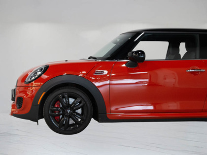 used 2020 MINI 3 Door car, priced at $31,900