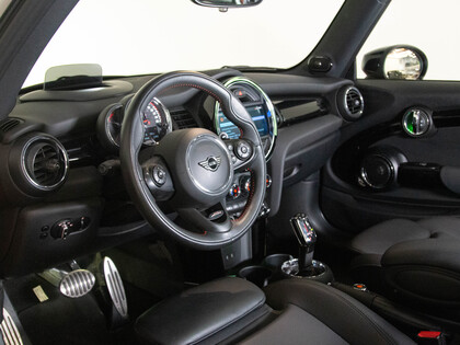 used 2020 MINI 3 Door car, priced at $31,900