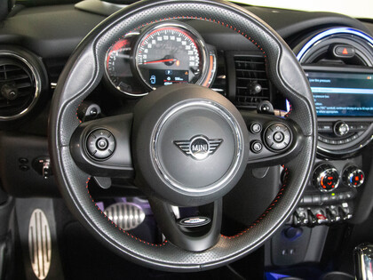 used 2020 MINI 3 Door car, priced at $31,900