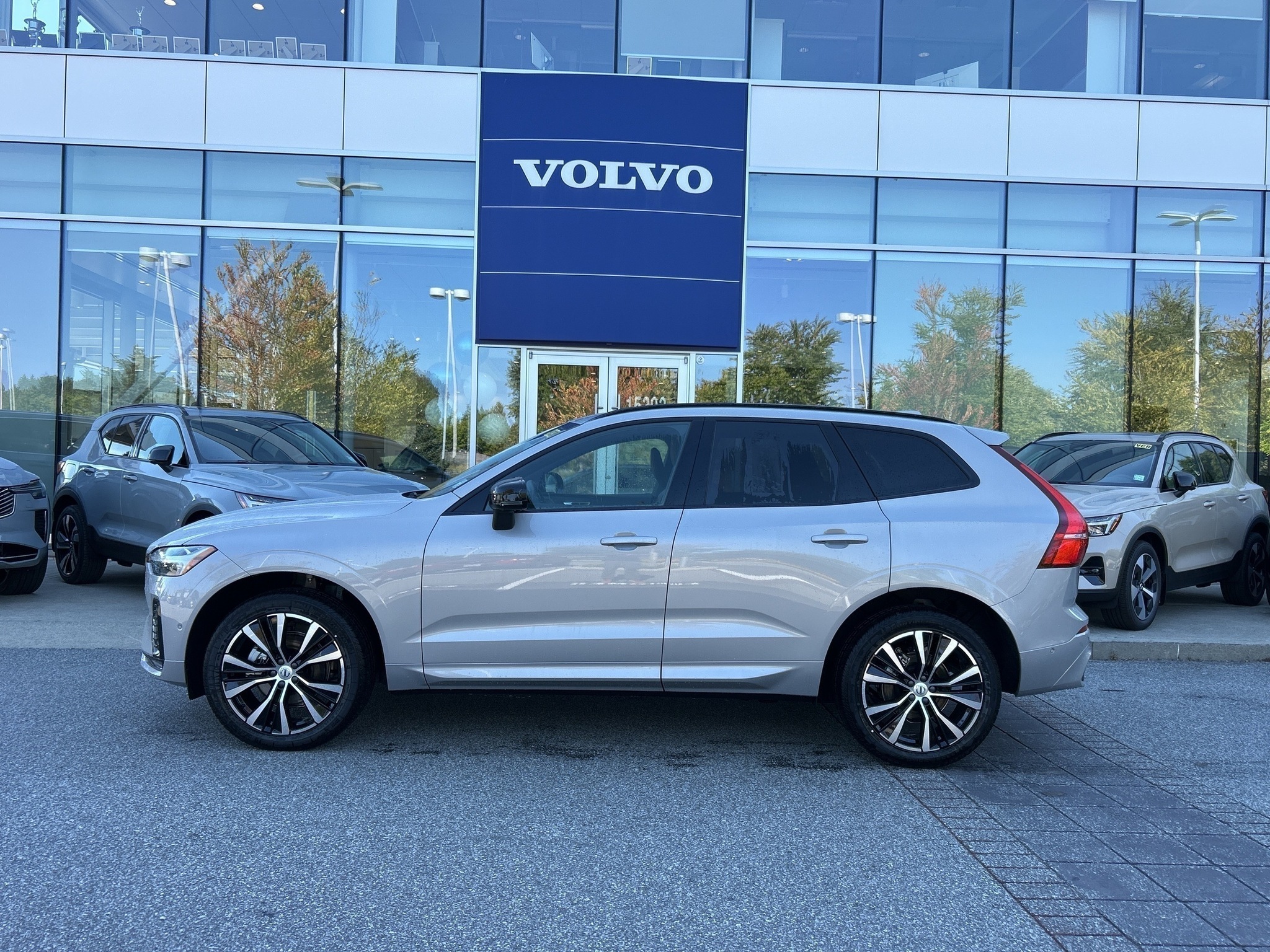 2025 Volvo XC60