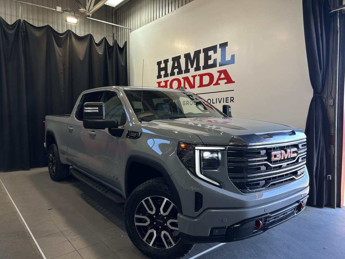2024 GMC Sierra 1500 AT4 Diesel Crew Cab 4x4 BOSE Cuir Toit ouvrant Nav
