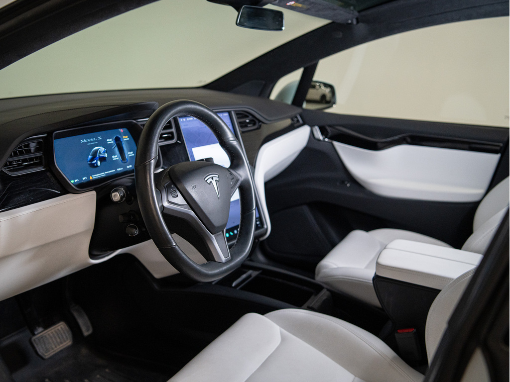 2021 Tesla Model X LONG RANGE PLUS   6 PASS   20 IN, Toronto, Cash