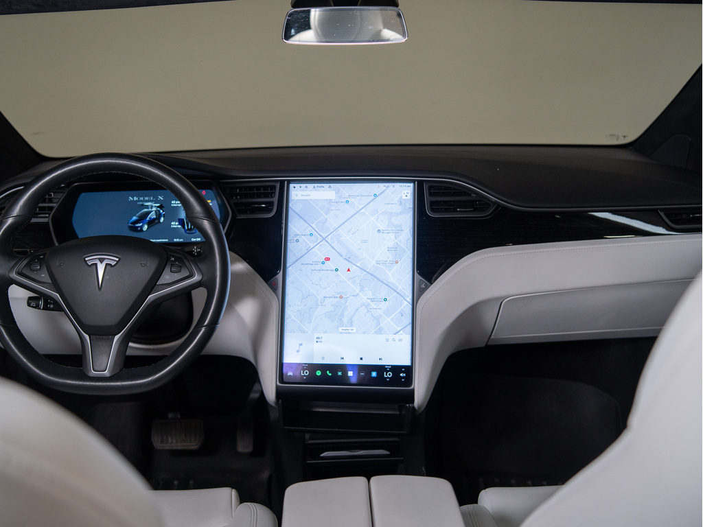 2021 Tesla Model X LONG RANGE PLUS   6 PASS   20 IN, Toronto, Cash