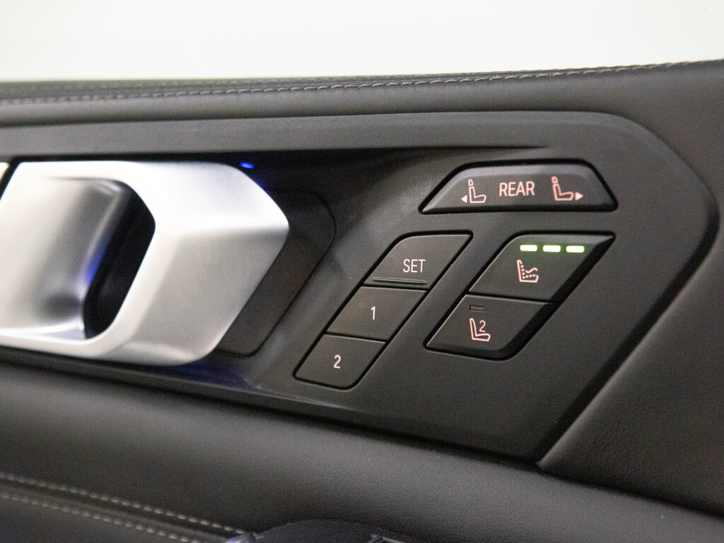 2021 BMW X7 xDrive40i, Toronto, Cash