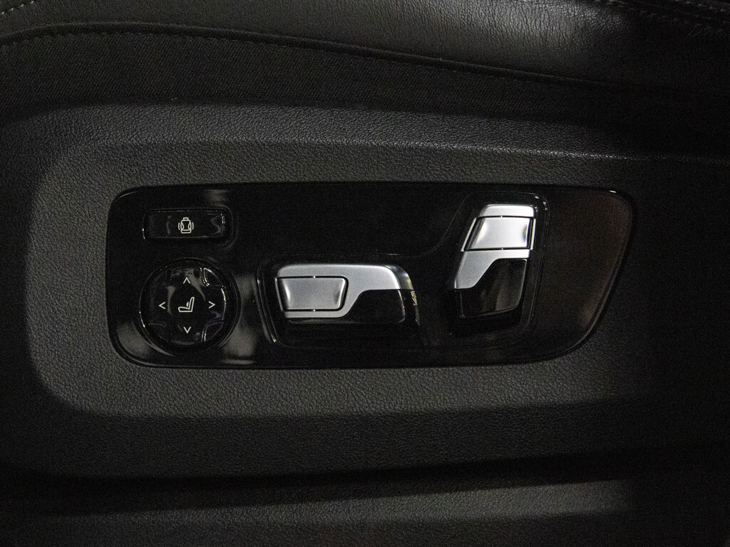 2021 BMW X7 xDrive40i, Toronto, Cash