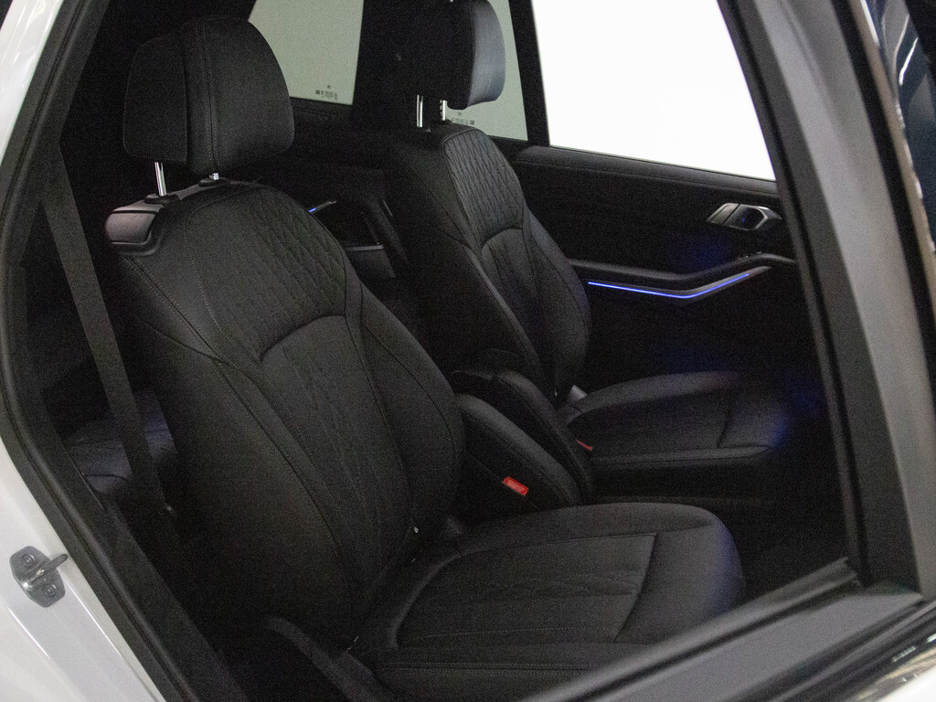 2021 BMW X7 xDrive40i, Toronto, Cash