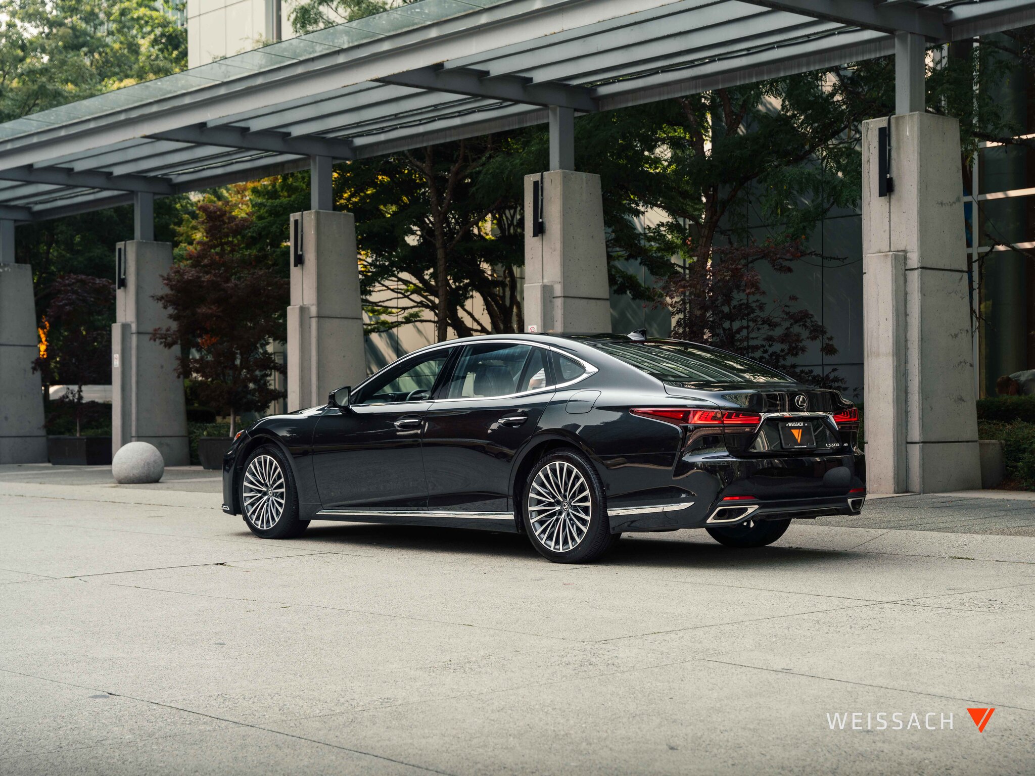 2024 Lexus LS