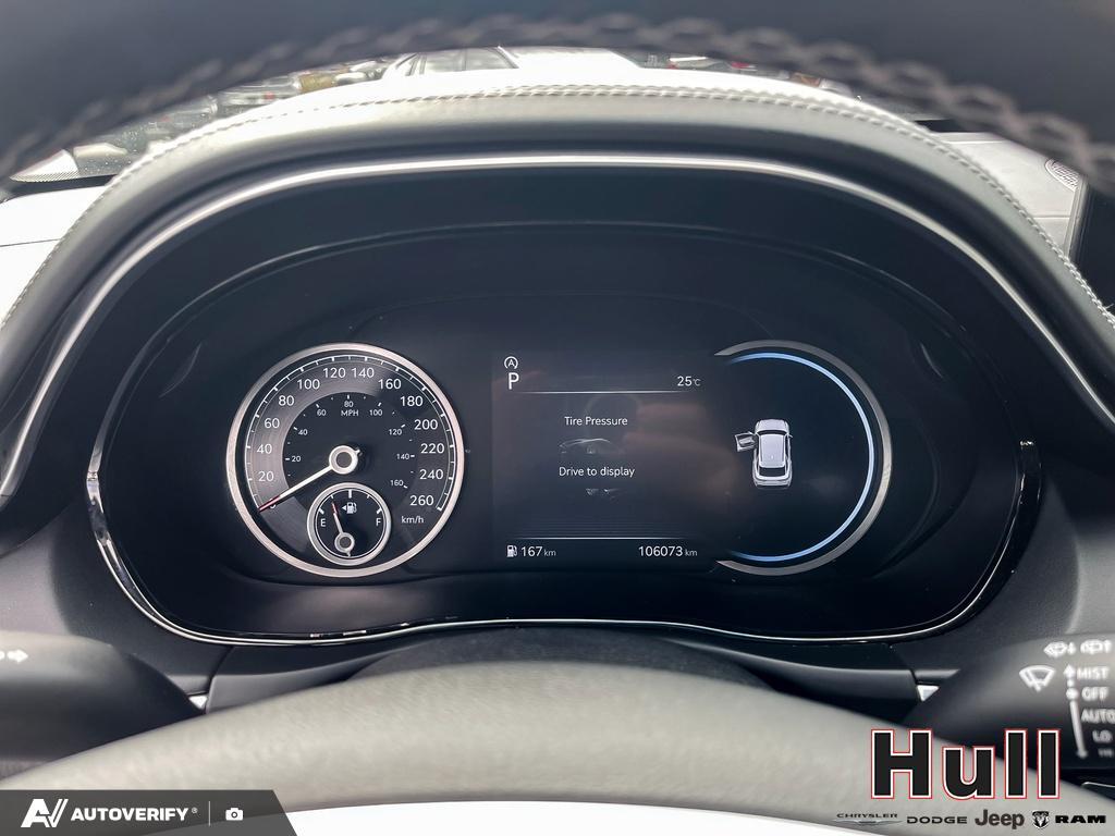 2022 Genesis GV70 2.5T Prestige AWD, Toronto, Cash