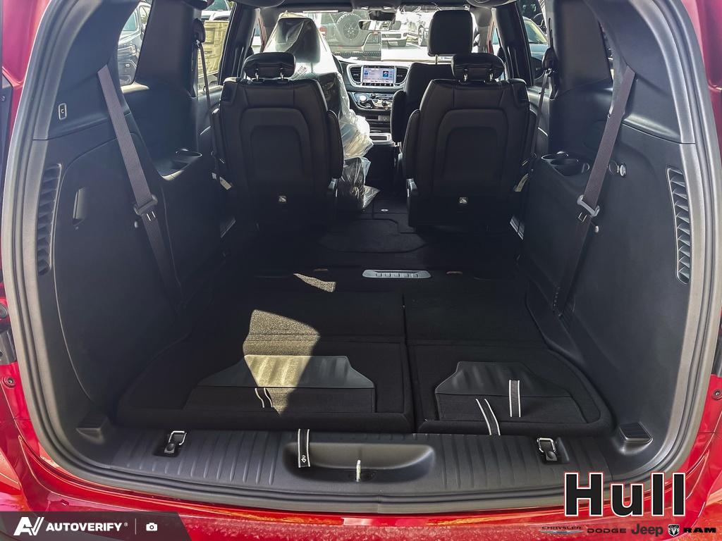 2026 Chrysler Grand Caravan SXT, Toronto, Cash