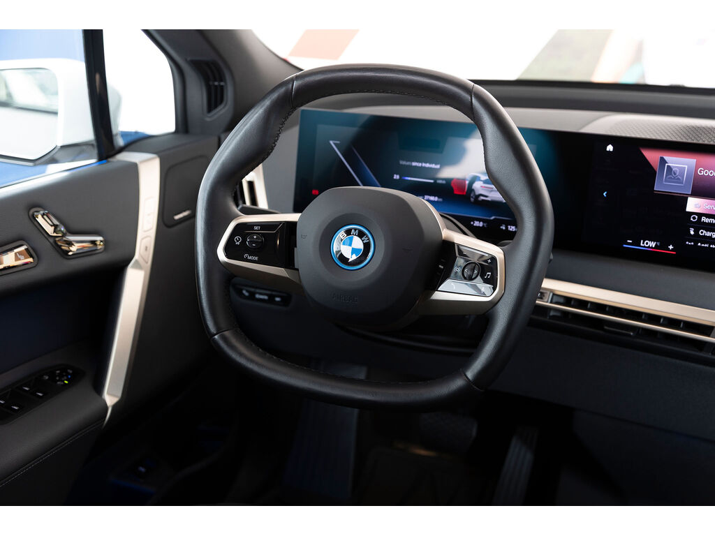 2023 BMW iX xDrive40, 温哥华, 全款车