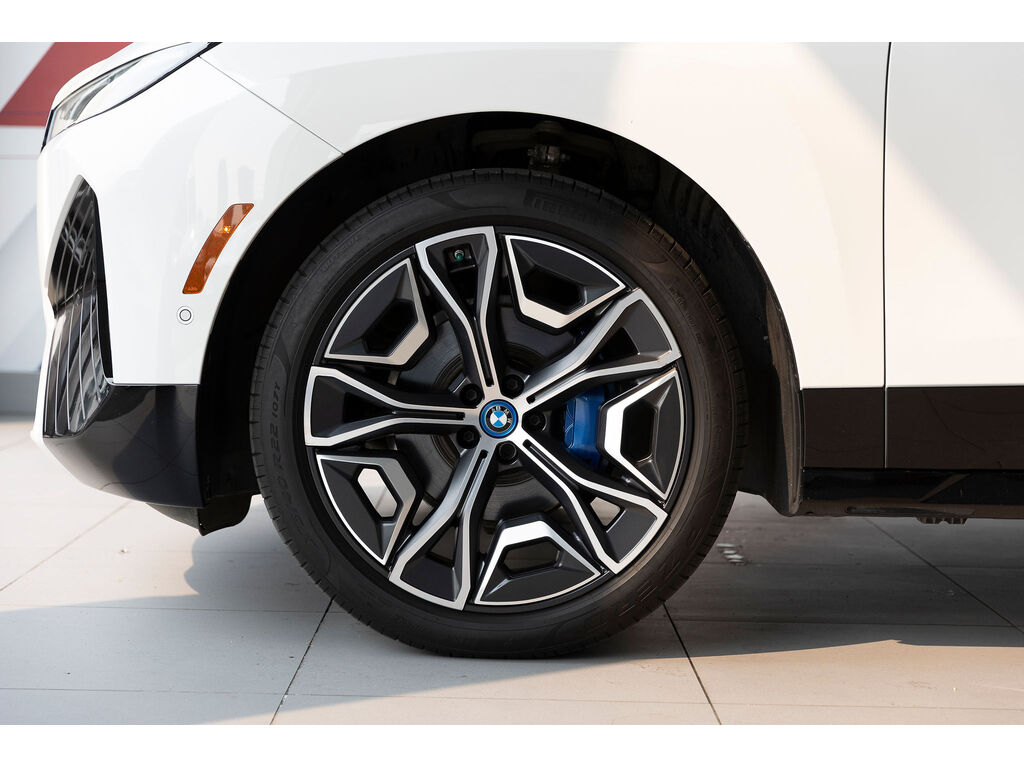 2023 BMW iX xDrive40, 温哥华, 全款车