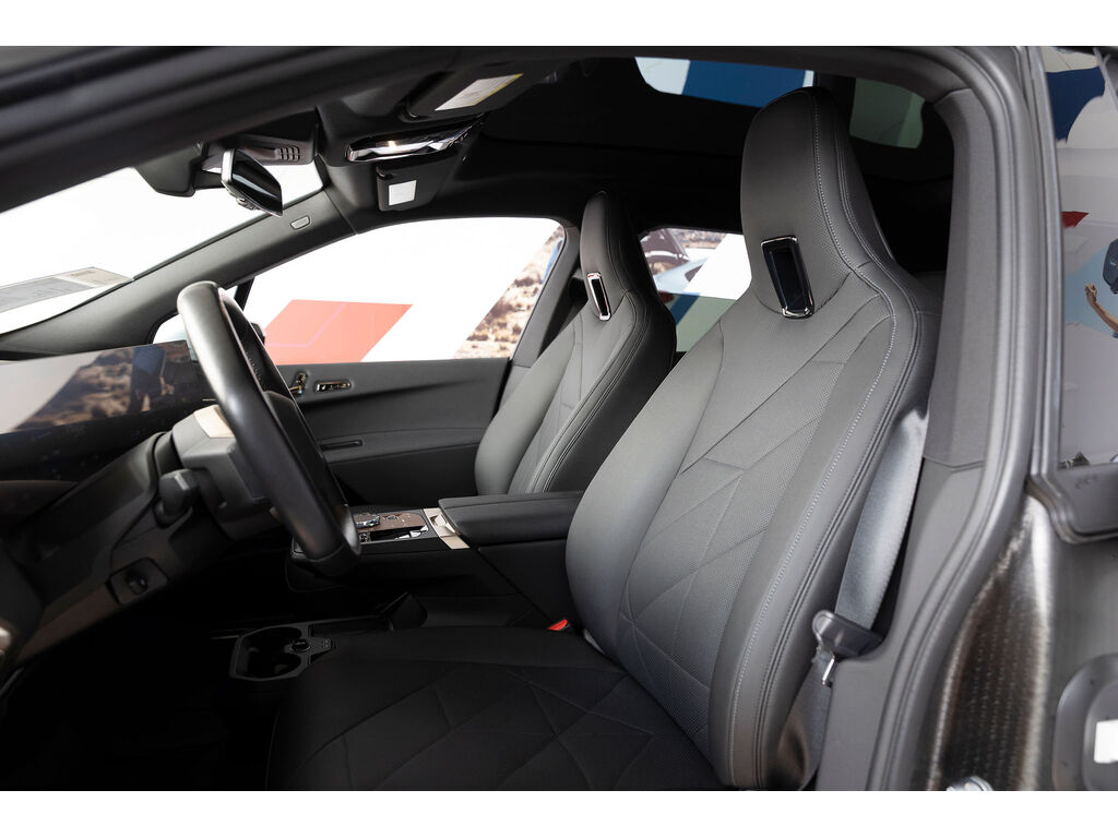 2023 BMW iX xDrive40, 温哥华, 全款车