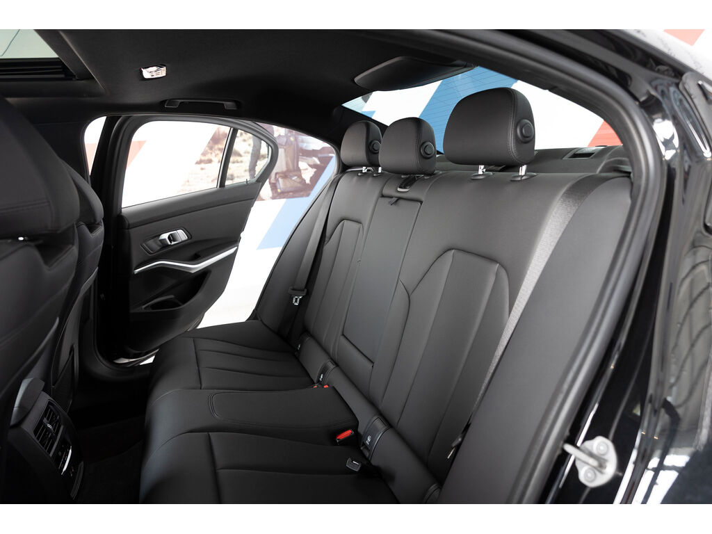 2021 BMW 330e xDrive, 温哥华, 全款车