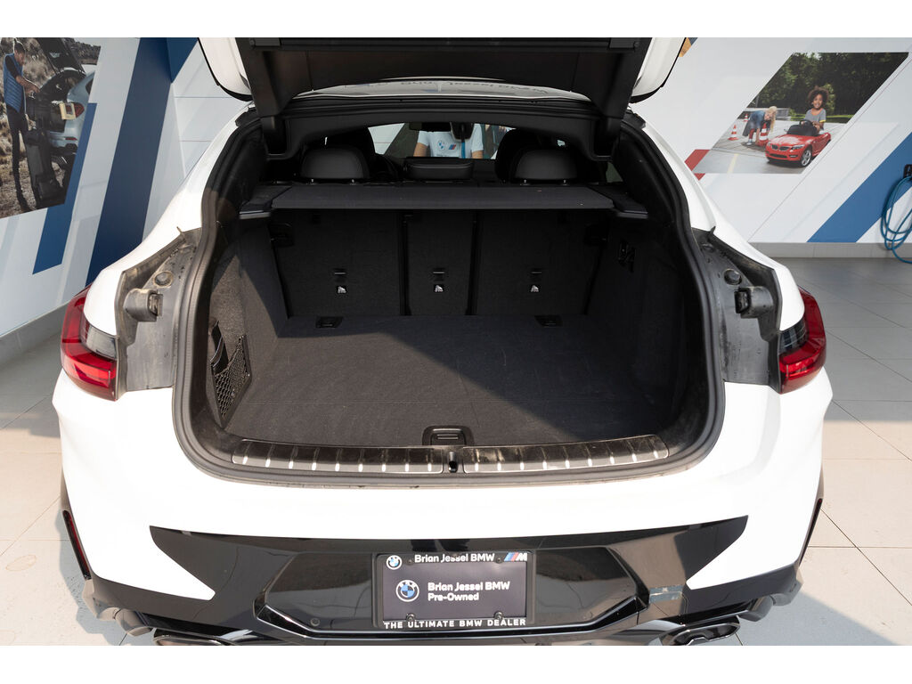 2024 BMW X4 M40i, 温哥华, 全款车