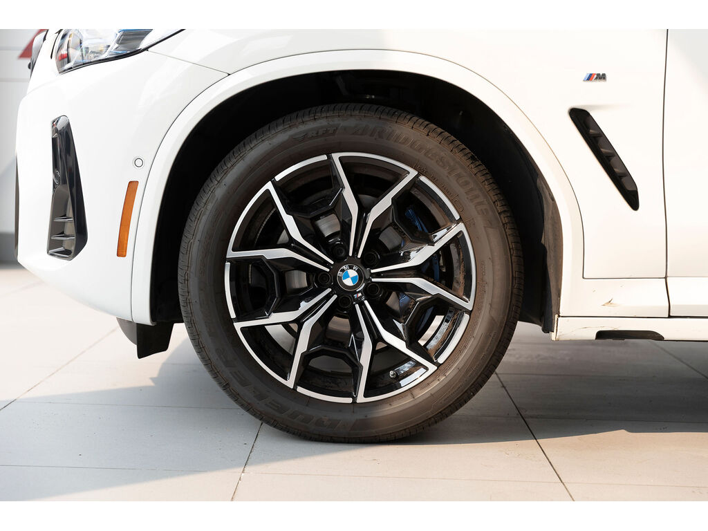 2024 BMW X4 M40i, 温哥华, 全款车