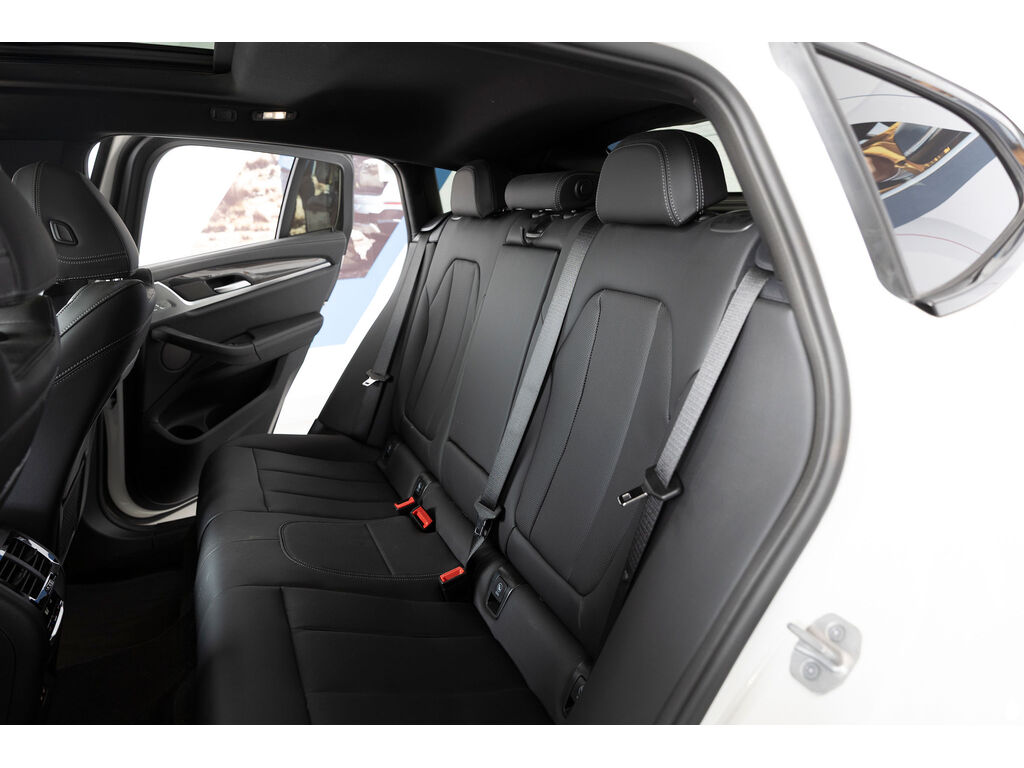 2024 BMW X4 M40i, 温哥华, 全款车