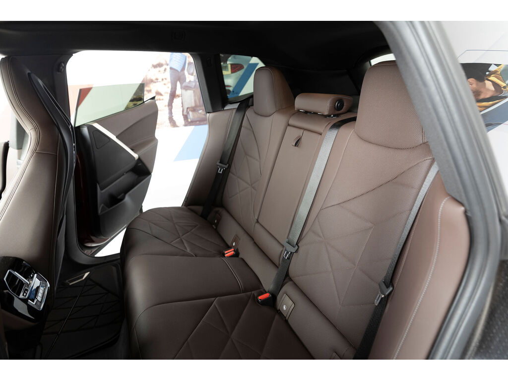 2023 BMW iX xDrive50, 温哥华, 全款车