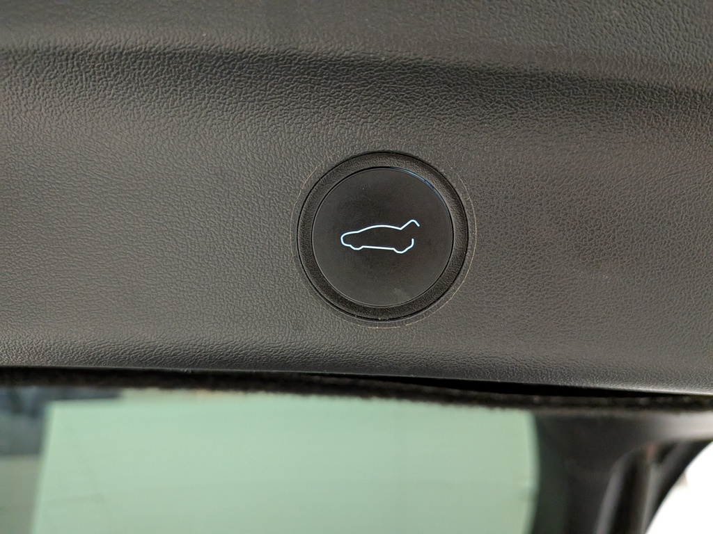Tesla Model Y 2020