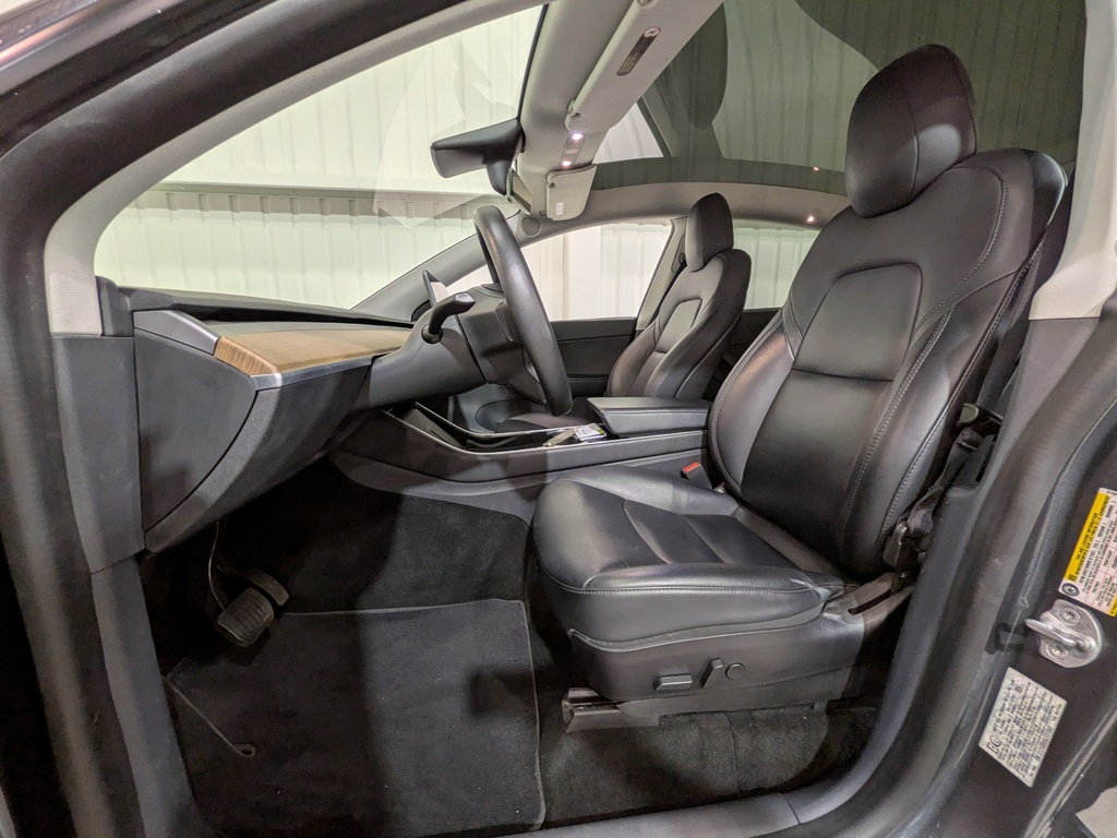 Tesla Model Y 2020