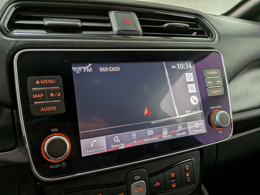 Nissan LEAF 2020