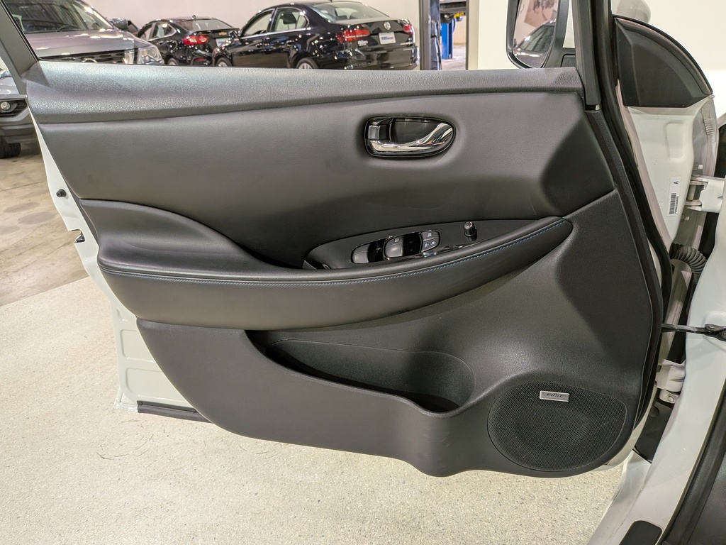 Nissan LEAF 2020