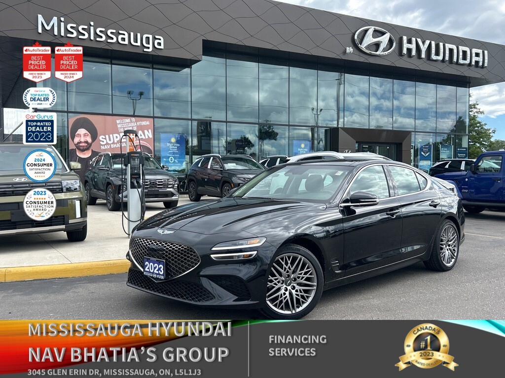 2023 Genesis G70 2.0T | Advanced | AWD | CarPlay | Panoroof |