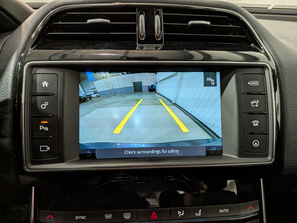 Jaguar XE 2018 Jaguar XE 2018
