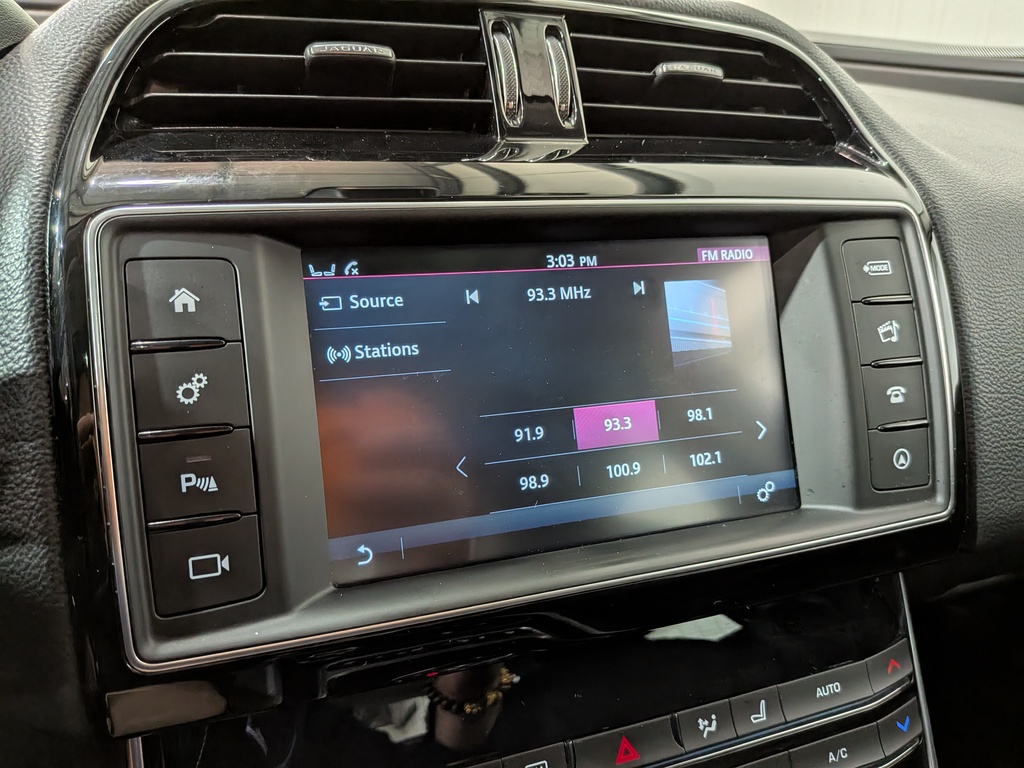 Jaguar XE 2018 Jaguar XE 2018