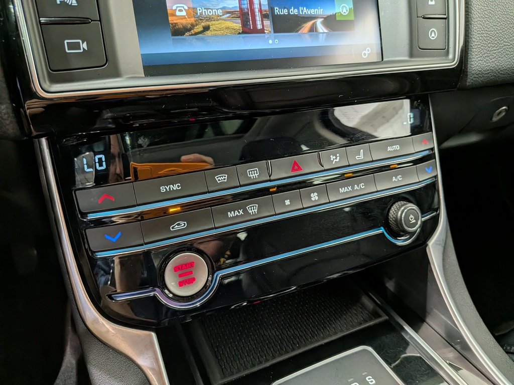 Jaguar XE 2018 Jaguar XE 2018