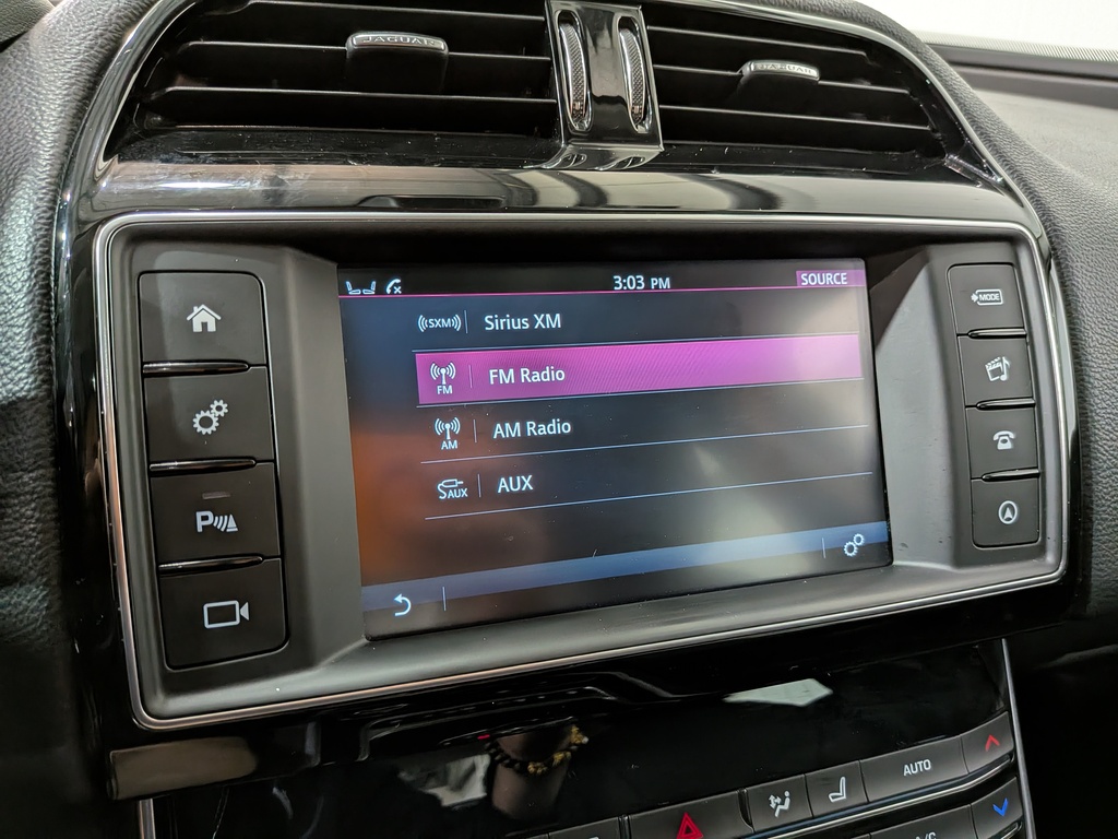 Jaguar XE 2018 Jaguar XE 2018