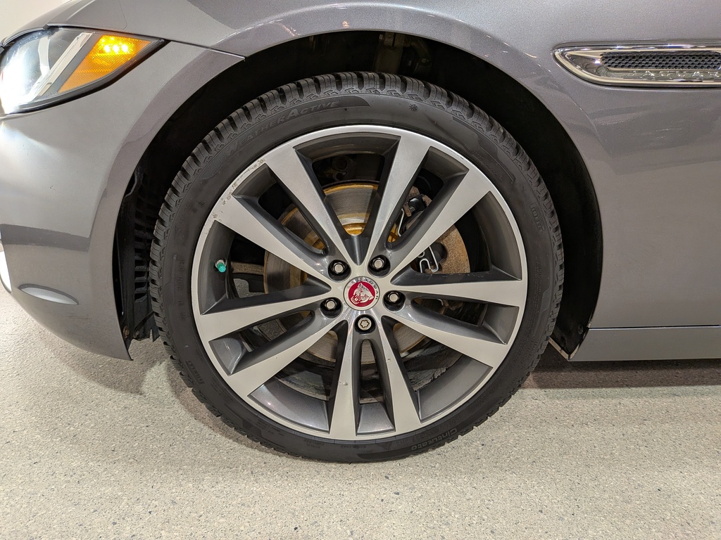 Jaguar XE 2018 Jaguar XE 2018