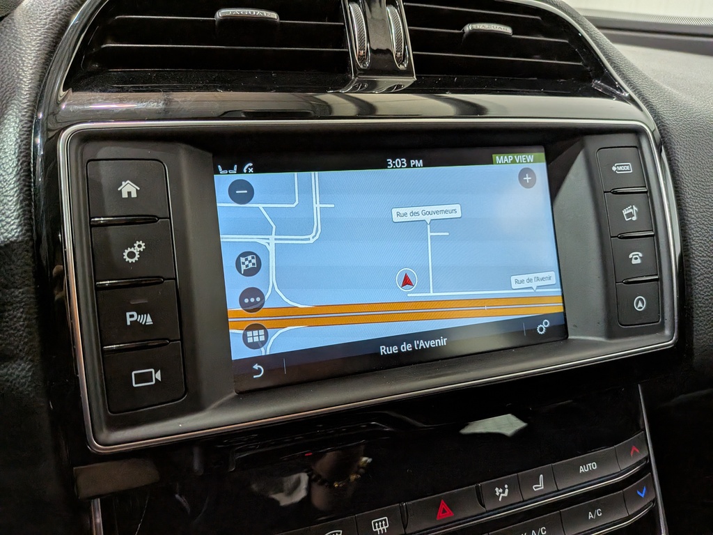 Jaguar XE 2018 Jaguar XE 2018