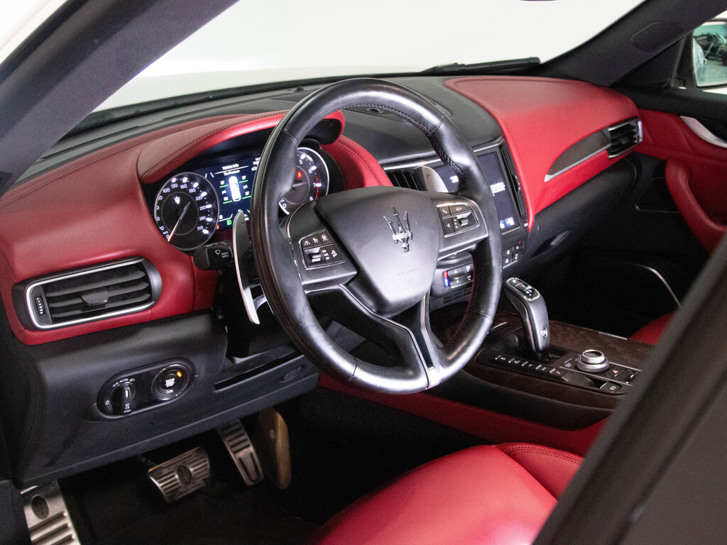 2021 Maserati Levante GranLusso, 多伦多, 全款车