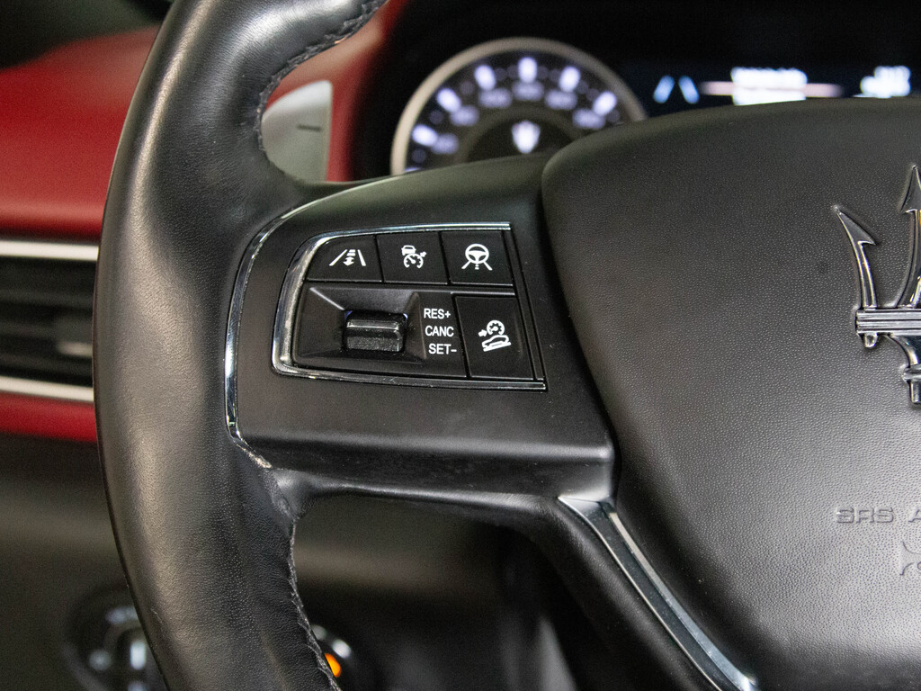 2021 Maserati Levante GranLusso, 多伦多, 全款车