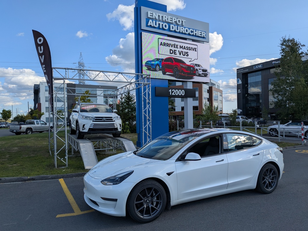 Tesla Model 3 2021