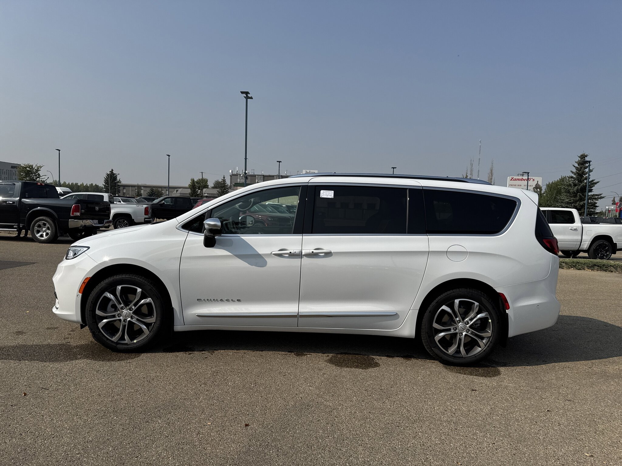 2025 Chrysler Pacifica