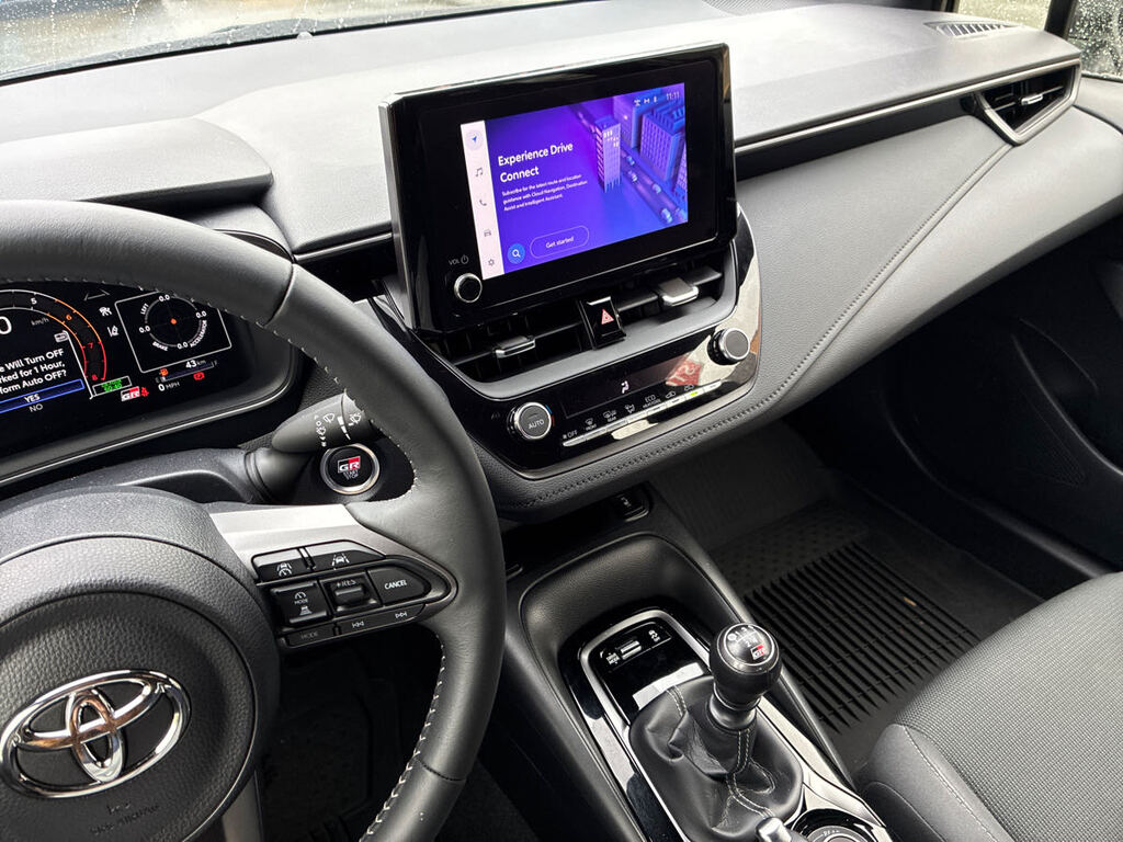 2023 Toyota GR Corolla Collector condition, accident free fully inspected, 温哥华, 全款车
