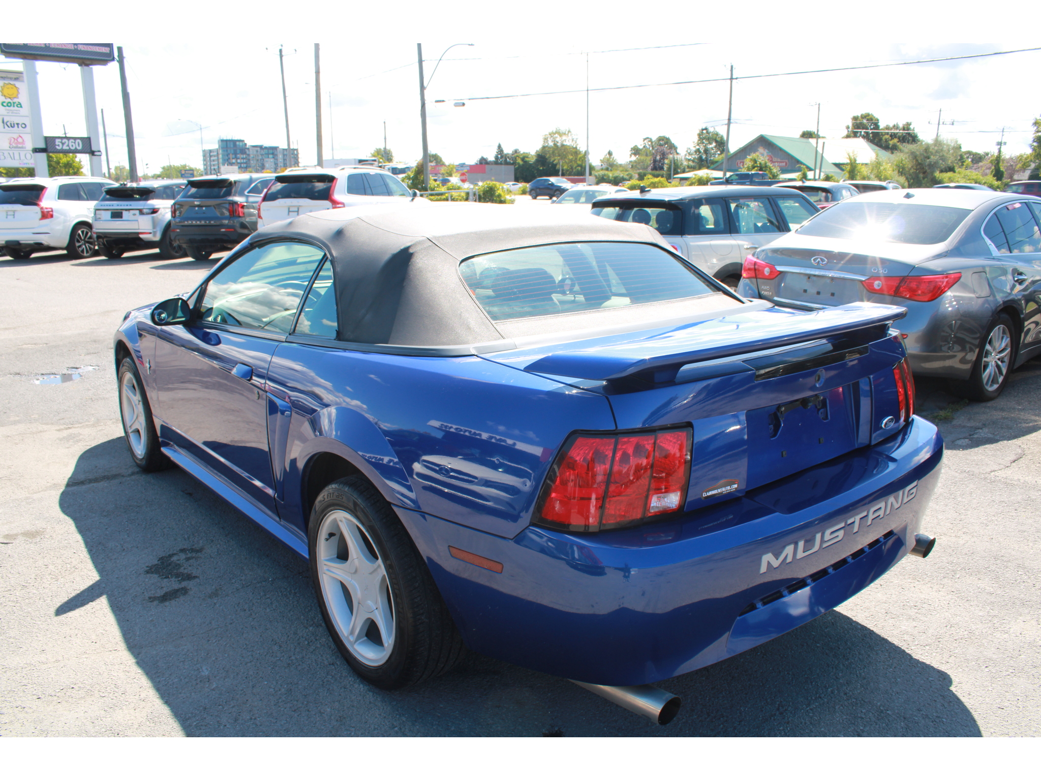 2003 Ford Mustang