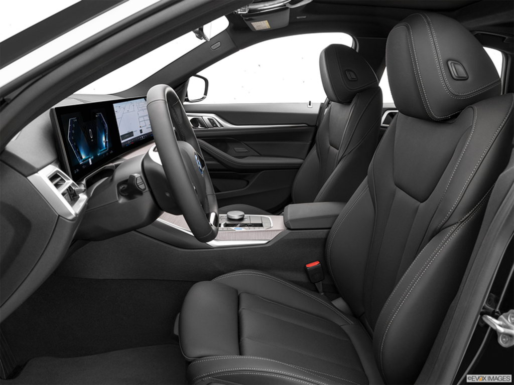 2025 BMW i4 xDrive40, 温哥华, 全款车