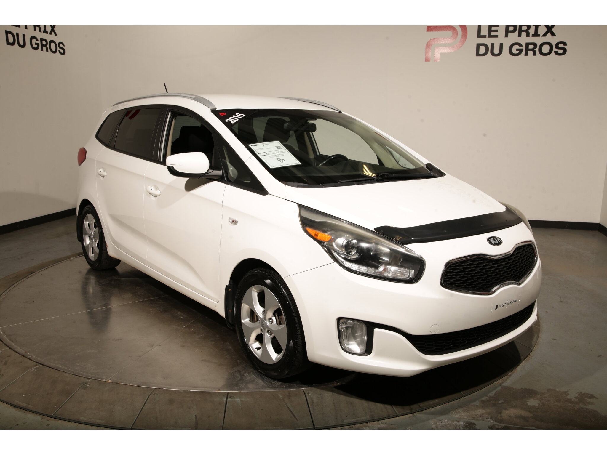 2016 Kia Rondo