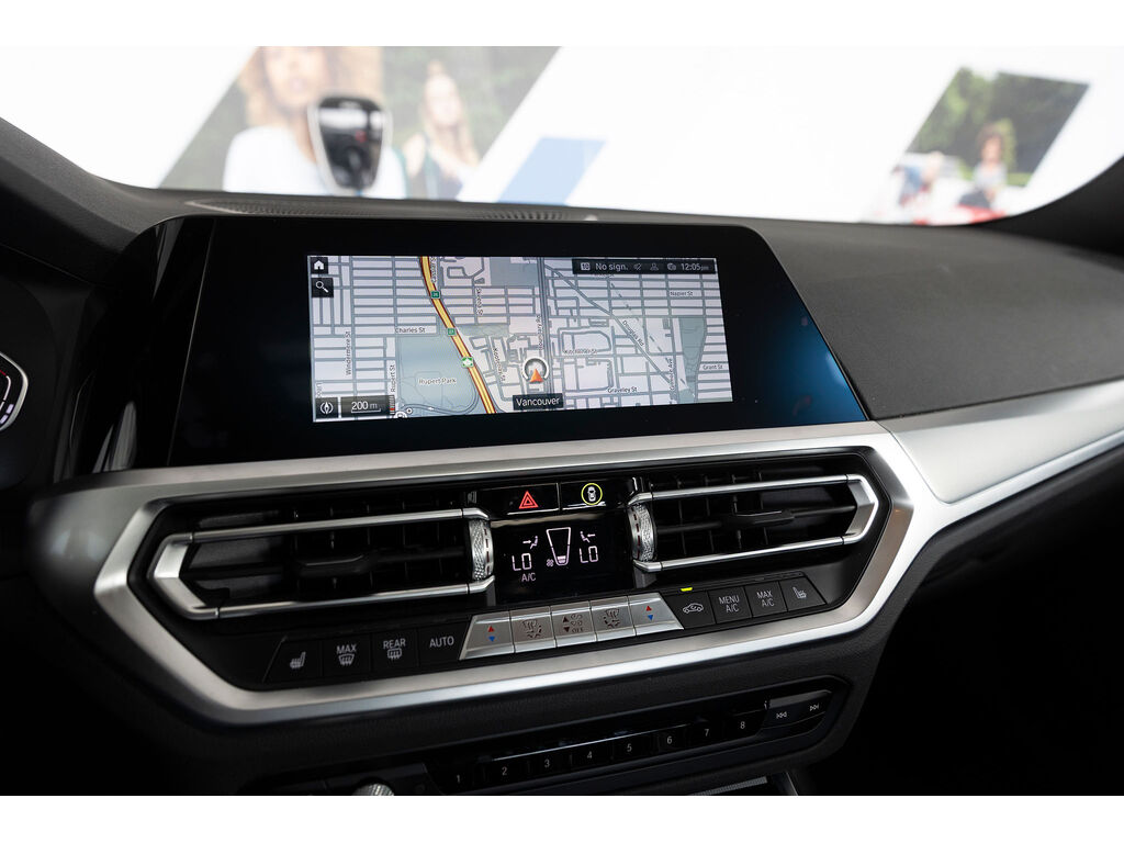 2021 BMW 330i xDrive, 温哥华, 全款车