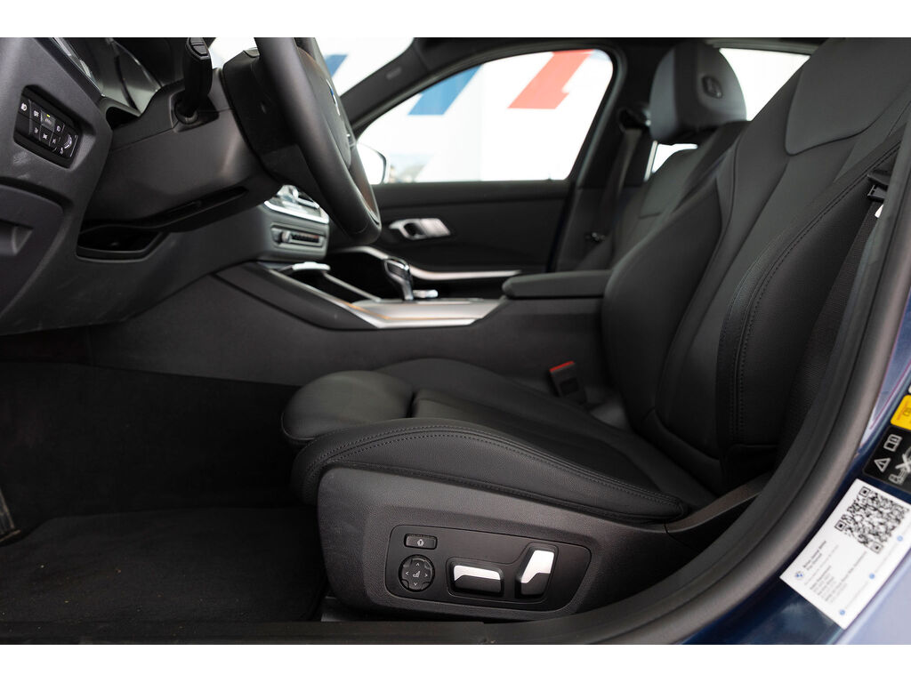 2021 BMW 330i xDrive, 温哥华, 全款车