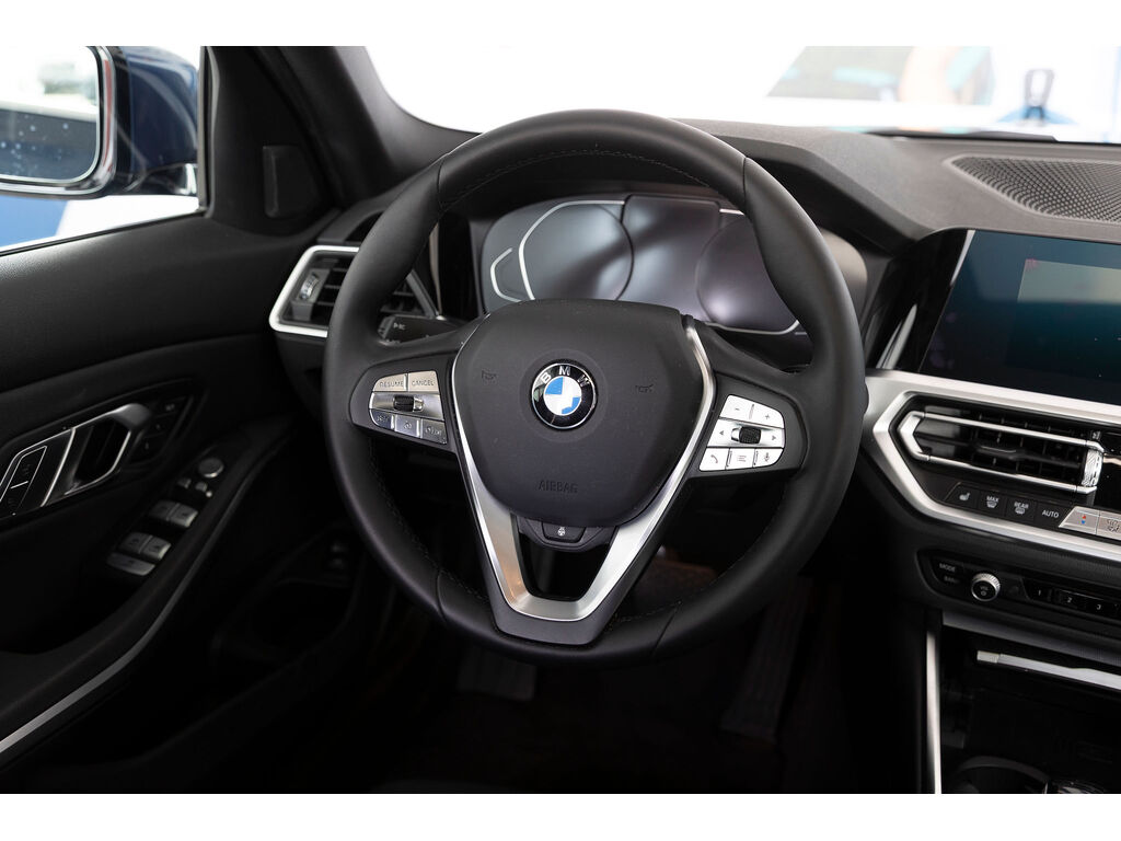 2021 BMW 330i xDrive, 温哥华, 全款车