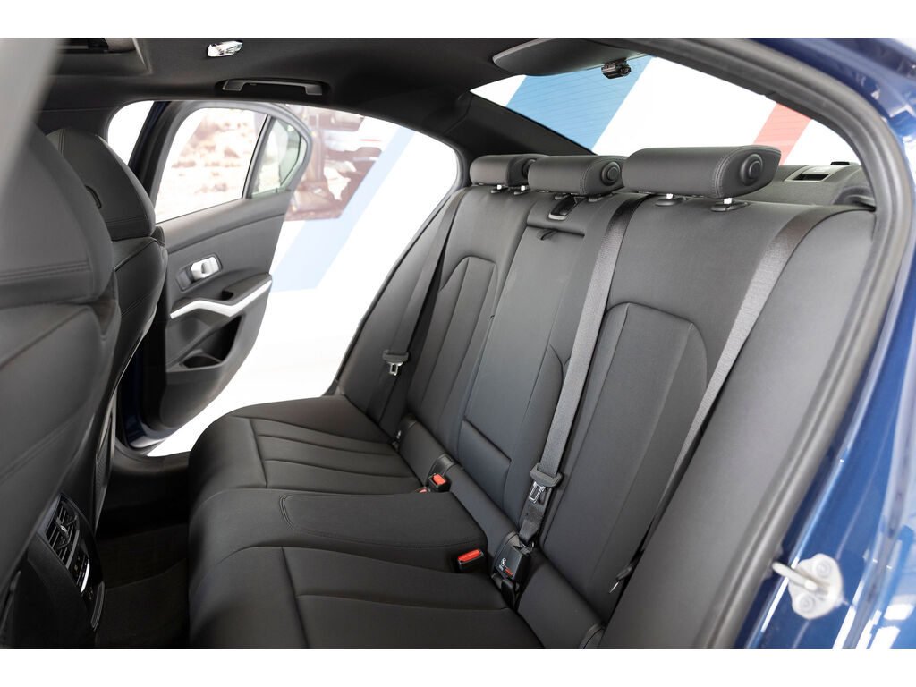 2021 BMW 330i xDrive, 温哥华, 全款车