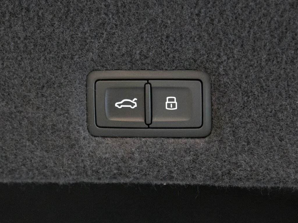 2019 Lamborghini Urus HUD   BO SOUND   DIAMOND STITCH   22"RIM   PANO, 多伦多, 全款车